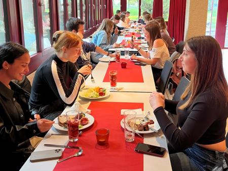 Das Schicksal ist ein Mieser Verräter - Movie & Grill!